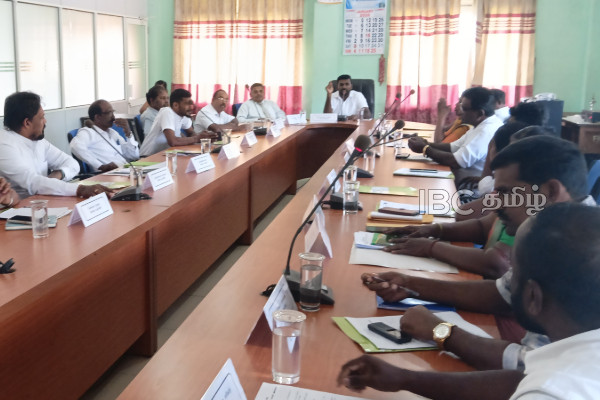 பிரஜா சக்திக்கு எதிராக பருத்தித்துறை பிரதேச சபையில் கொண்டுவரப்பட்ட தீர்மானம்! | Resolution Brought In The Point Pedro Ps