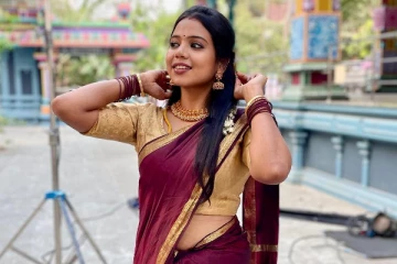 பட்டப்பகலில் ஒயின் ஷாப்பில் சரக்கு வாங்கிய சீரியல் நடிகை! வீடியோ