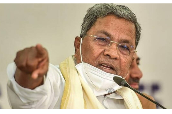 ‘என்னை மாட்டுக்கறி சாப்பிடக்கூடாதுனு சொல்ல நீங்க யாரு?’ - கர்நாடக முன்னாள் முதலமைச்சர் சித்தராமையா கேள்வி! | Siddaramaiah Harsh Comments On Eating Beef