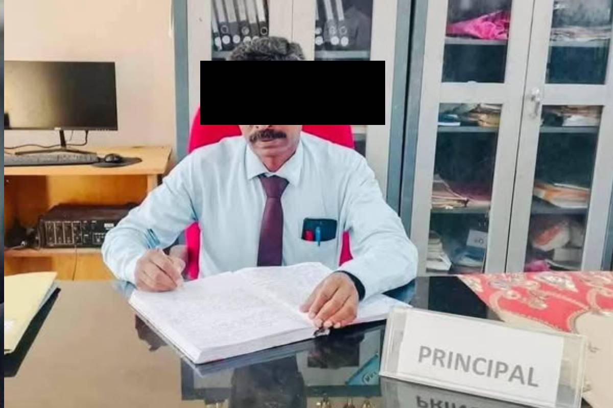 நயினாதீவில் பாடசாலை அதிபர் நீரில் மூழ்கி மரணம் | School Principal Drowns In Boat Accident