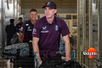 එංගලන්ත ක්‍රිකට් කණ්ඩායම දිවයිනට පැමිණේ