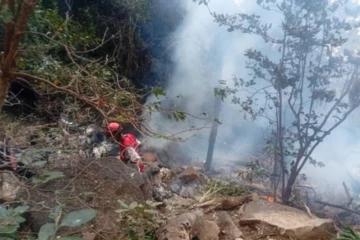 කෙන්යාවේ සෆාරි හෙලිකොප්ටර් අනතුරකින් 7ක් මරුට