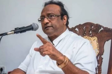 சிங்களத் தலைவருக்காக தற்கொலை செய்ய முஸ்லிம்கள் முட்டாள்கள் அல்ல! சரத்