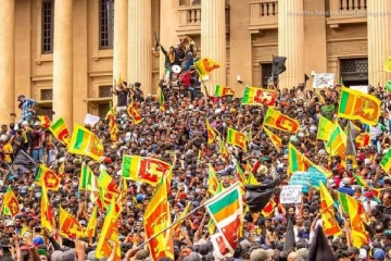 ஜனாதிபதி செயலகத்துக்குள் நுழைந்த முதல் நபர் சிக்கினார்! இனி யாராவது எங்காவது உள்ள இறங்குவியளா?