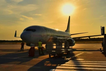 இலங்கையில் இருந்து அமெரிக்காவுக்கு பறந்த முக்கிய குழு!