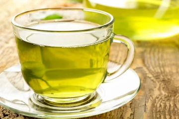 சர்க்கரை நோயாளிகள் க்ரீன் டீ குடிக்கலாமா? ஒரு நாளைக்கு எத்தனை முறை குடிக்க வேண்டும்?