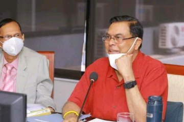 பசில் அமைச்சரனாதும் எரிபொருள் விலை குறைவடையுமா? அமைச்சர் வெளியிட்ட தகவல்