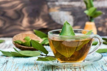 காலையில் வெறும் வயிற்றில் பிரியாணி இலையில் டீ போட்டு குடித்தால் இவ்வளவு நன்மையா?