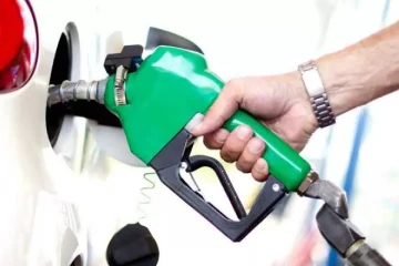 ඉන්ධන නෑ කියලා මෙහෙම කරොත්නම් දැඩි දඩුවම් - කිහිපදෙනෙකු පොලිස් දැලේ