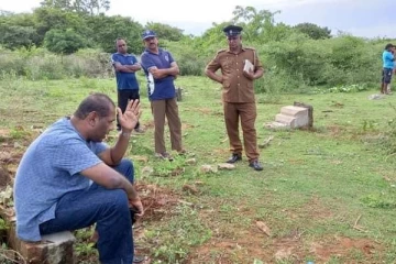 திருகோணமலை சம்பூர் ஆலங்குளம் துயிலுமில்லத்தில் இராணுவம் - பொலிசார் அச்சுறுத்தல்