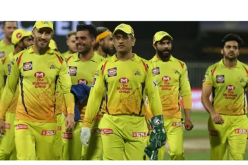 CSK-வில் அடுத்த ஆண்டு தக்க வைக்கப்படும் 4 வீரர்கள் இவர்கள் தானாம்! கசிந்த தகவல்: ரெய்னாவுக்கு சிக்கல்?