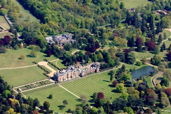 பட்டங்கள், பதவிகள் பறிக்கப்பட்டும்... சகோதரரைக் கைவிடாத சார்லஸ் மன்னர் | Andrew Payout Annual Stipend From King