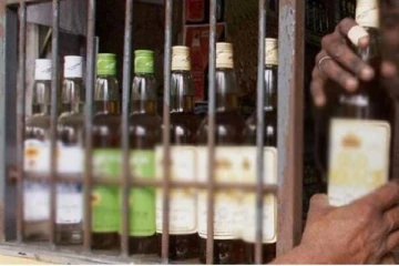இலங்கையில் ‘குடி’காரர்களின் எண்ணிக்கையில் சடுதியாக வீழ்ச்சி