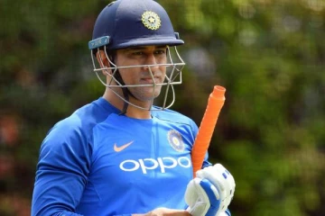 திரைப்படங்களில் நடிக்கப் போகிறாரா தோனி? அவரே வெளியிட்ட தகவல்