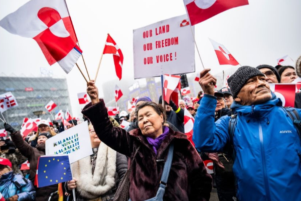 பேச்சுவார்த்தைகள் மூலம் தீா்வு எட்டப்பட வேண்டும் – கிரீன்லாந்து | Trump Administration News