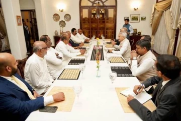 தமிழ் தேசியக் கட்சியின் முக்கியஸ்தர்களை சந்தித்த இந்திய அமைச்சர்!