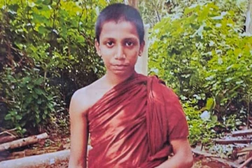 காணாமற் போயுள்ள 13 வயதுடைய இளம் பிக்கு