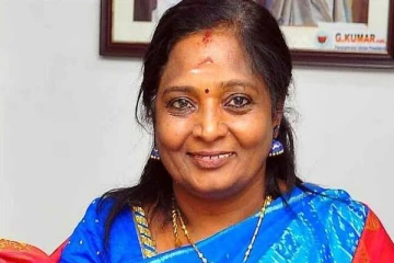 புதுச்சேரியில் 5 ரூபாய் உணவு பொட்டல விற்பனையை தொடங்கி வைத்தார் தமிழிசை சவுந்தராஜன்