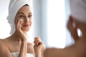 முகத்தை வெண்மையாக வைத்திருக்க வேண்டுமா? இதோ சூப்பரான எளியமுறை!