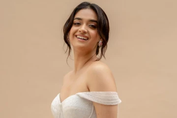 கீர்த்தி சுரேஷா இது.. சின்ன வயதில் இப்படி இருக்கிறாரே! இளம் வயதில் அக்காவுடன் எடுத்த போட்டோ வைரல்