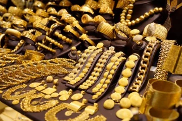 தங்க நகைகள் அணிவதால் உடலில் ஏற்படும் நன்மைகள் என்னென்ன?