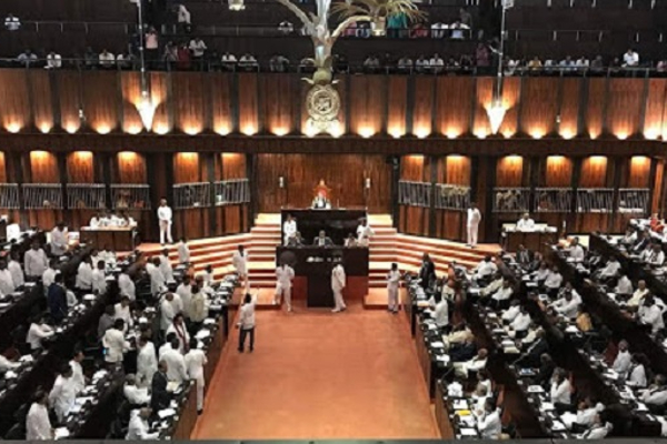 சிறிலங்கா நாடாளுமன்றில் விடுதலைப்புலிகளின் தலைவருக்கு வாழ்த்து! - ஐபிசி தமிழ்