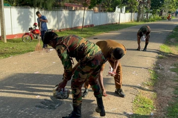 முல்லைத்தீவில் அடையாளங்களை அழிக்கும் படையினர்!