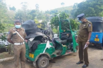முச்சக்கரவண்டி சாரதிக்கு ஏற்பட்ட தூக்க கலக்கம் - யுவதி உயிரிழப்பு