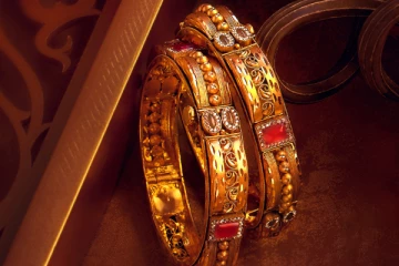 சரமாரியாக குறைந்த தங்கம் விலை - எவ்வளவு தெரியுமா?