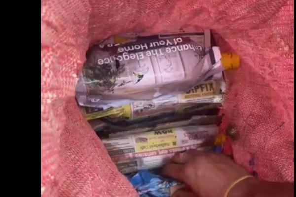 சட்டவிரோத மதுபான போத்தல்களுடன் சந்தேக நபர் ஒருவர் கைது | Suspect Arrested With Illegal Liquor Bottles
