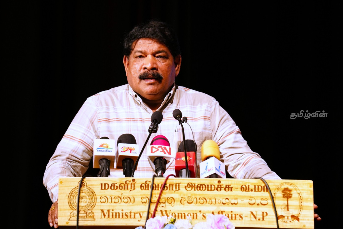 பெண்களைத் துன்புறுத்துபவர்களின் முகத்திரைகளைக் கிழித்தெறிவோம்: அமைச்சர் சந்திரசேகர் | Let Us Tear Off The Masks Who Harass Women பெண்களைத் துன்புறுத்துபவர்களின் முகத்திரைகளைக் கிழித்தெறிவோம்: அமைச்சர் சந்திரசேகர் | Let Us Tear Off The Masks Who Harass Women