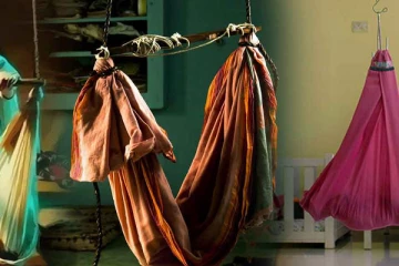 தொட்டிலில் கழுத்து இறுகி குழந்தை பலி