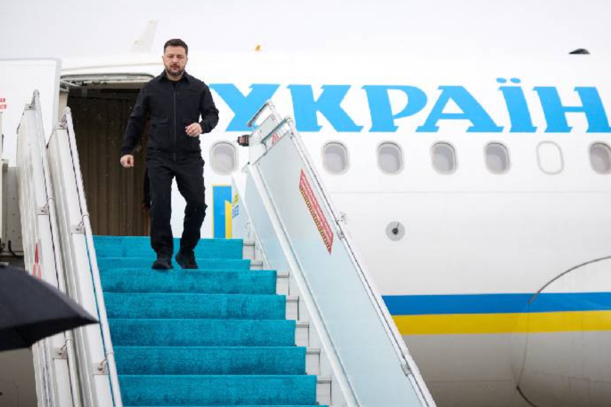 உக்ரைன் - துருக்கி இடையே முக்கியப் பாதுகாப்புப் பேச்சுவார்த்தை: ஜனாதிபதி ஸெலென்ஸ்கி இஸ்தான்புல் விஜயம் | Important Security Talks Between Ukraine Turkey உக்ரைன் - துருக்கி இடையே முக்கியப் பாதுகாப்புப் பேச்சுவார்த்தை: ஜனாதிபதி ஸெலென்ஸ்கி இஸ்தான்புல் விஜயம் | Important Security Talks Between Ukraine Turkey