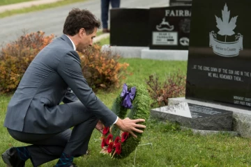 கனடாவிற்காக உயிர் கொடுத்தவர்களுக்கு இரண்டு நிமிட மௌன அஞ்சலி -பிரதமர் ஜஸ்டின் ட்ரூடோ