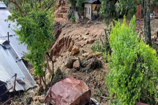 பசறை மண்சரிவில் உயிர் பிழைத்த ஆசிரியரின் திகில் அனுபவம்! | Teacher Survived Lanka Landslide Horror Experience
