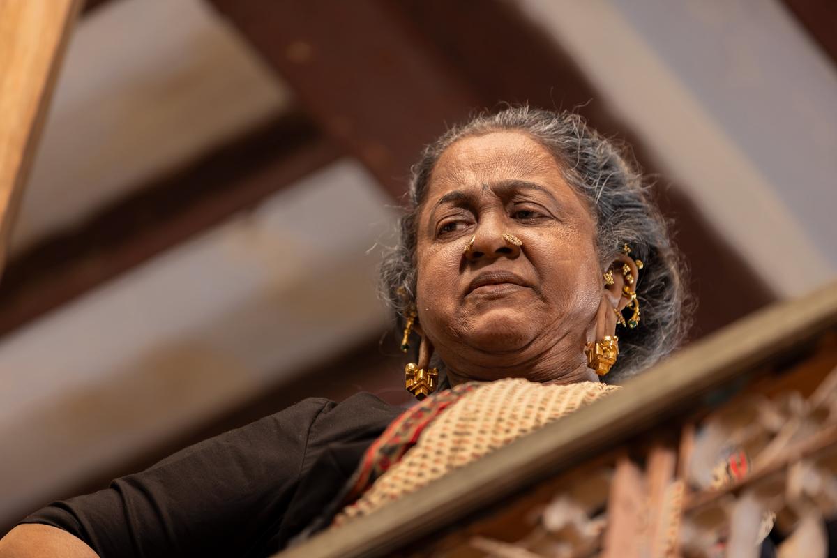 4 நாட்களில் தாய் கிழவி படம் செய்துள்ள வசூல்.. எவ்வளவு தெரியுமா? | Thaai Kizhavi 4 Days Box Office Collection