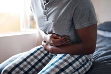 வயிறுவலியால் துடித்த இளைஞர்! ஏழரை இன்ச் அளவில் இருந்த பாட்டில்: அதிர்ச்சியில் மருத்துவர்கள்