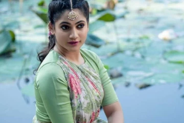 கவர்ச்சியான குட்டை கவுனில் ஆட்டம் போட்ட இலங்கைப் பெண் லாஸ்லியா... - வாயடைத்த ரசிகர்கள்...!