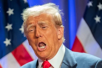 ட்ரம்பைக் கொல்ல அமெரிக்க அதிகாரிகளே சதி செய்யலாம்: ஆவிகளுடன் பேசும் நபர் எச்சரிக்கை