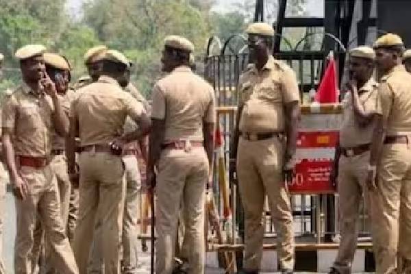 தமிழக ஏதிலிகள் முகாமில் இருந்து இலங்கைப் பெண் மாயம் | Sri Lankan Woman From Tamil Nadu Aethilis Camp