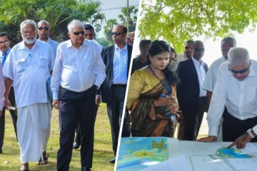 ரணிலின் வடக்கு சுற்றுப்பயணம்! பூநகரி பிரதேச செயலக அதிகாரிகளுக்கு விடுக்கப்பட்ட பணிப்புரை (படங்கள்)