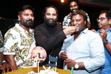 பகாசூரன் மோகன்.ஜி-க்கு காஸ்ட்லீ கிப்ட் கொடுத்த தயாரிப்பாளர்! விலை இத்தனை லட்சமா?