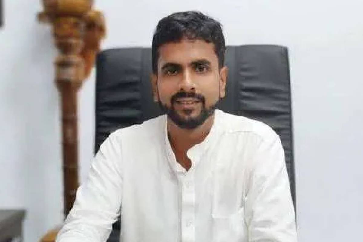 வவுனியா மாநகர முதல்வரை பதவி நீக்கிய ஆளுநரின் தீர்மானத்திற்கான இடைகாலத் தடை நீடிப்பு | Stay Extended On Vavuniya Mayor S Removal