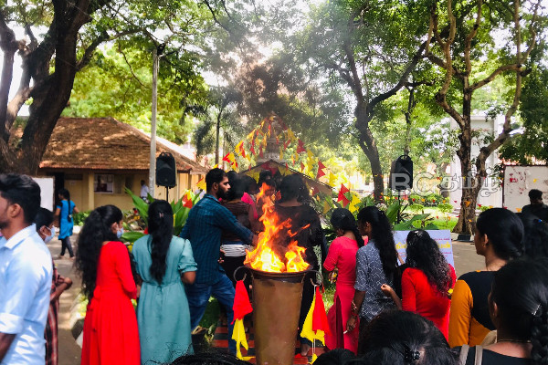 திலீபனின் நினைவேந்தல் யாழ். பல்கலையில் உணர்வுபூர்வமாக கடைப்பிடிப்பு (படங்கள்) | Thileepan Memorial 2022 Jaffna University திலீபனின் நினைவேந்தல் யாழ். பல்கலையில் உணர்வுபூர்வமாக கடைப்பிடிப்பு (படங்கள்) | Thileepan Memorial 2022 Jaffna University
