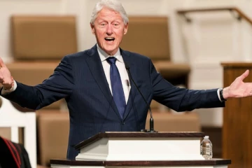 பில் கிளிண்டன் உடல்நலக்குறைவால் தீவிர சிகிச்சைப் பிரிவில் மருத்துவமனையில் அனுமதி