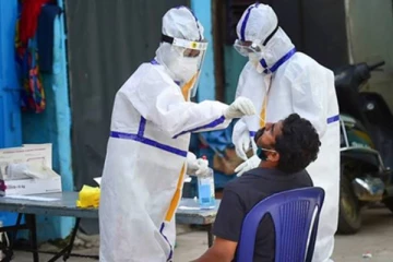 வாக்கு எண்ணும் பணியில் இருப்போருக்கு கொரோனா பரிசோதனைக் கட்டாயம்