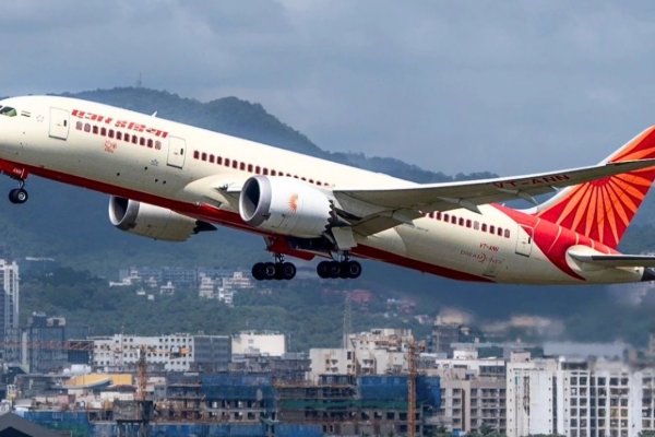 ஏர் இந்தியா விமானத்தில் உணவில் தலைமுடி; பயணிக்கு இழப்பீடு | Air India Compensation To Passenger Hair In Food