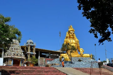 திருக்கோணேஸ்வர ஆலயத்தில் மஹா சிவராத்திரி பெருவிழா; இந்தியாவில் இருந்து பிரபலங்கள் இறக்குமதி!