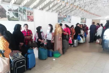 කුවේටයෙන් එළියට දැම්ම කතුන් 32දෙනා.