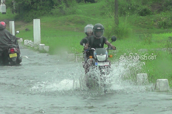 தொடரும் கனமழை! வெள்ளத்தில் மூழ்கும் கிழக்கு மாகாணம் | Low Lying Areas That Are Prone To Flooding
